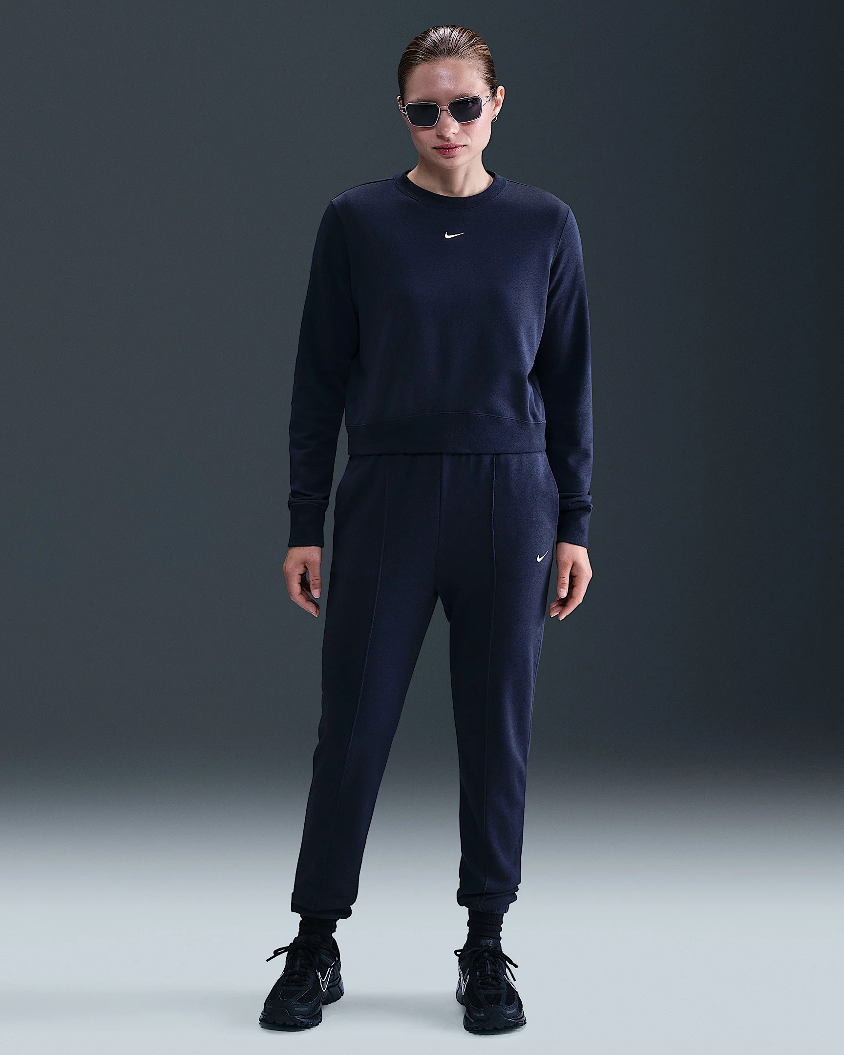 Світшот жіночий Nike W Nsw Nk Chill Ft Crew Blue HV2393-410