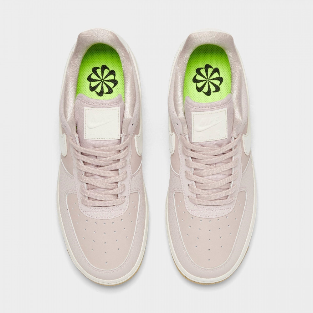 Кросівки жіночі Nike Air Force 1 07 NN FN6326-001 38 FN6326-001