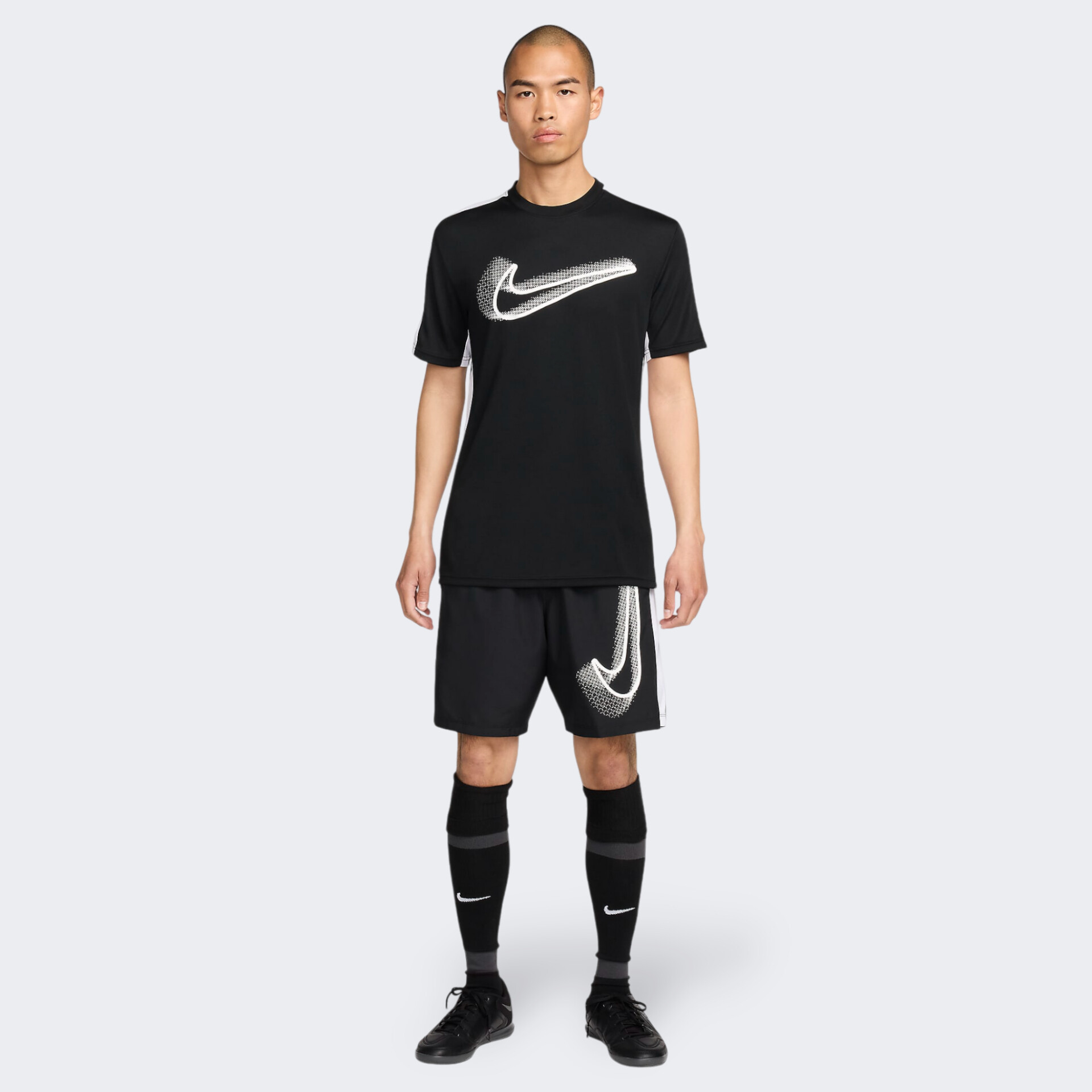 Футболка FZ0408-010 Nike FZ0408-010