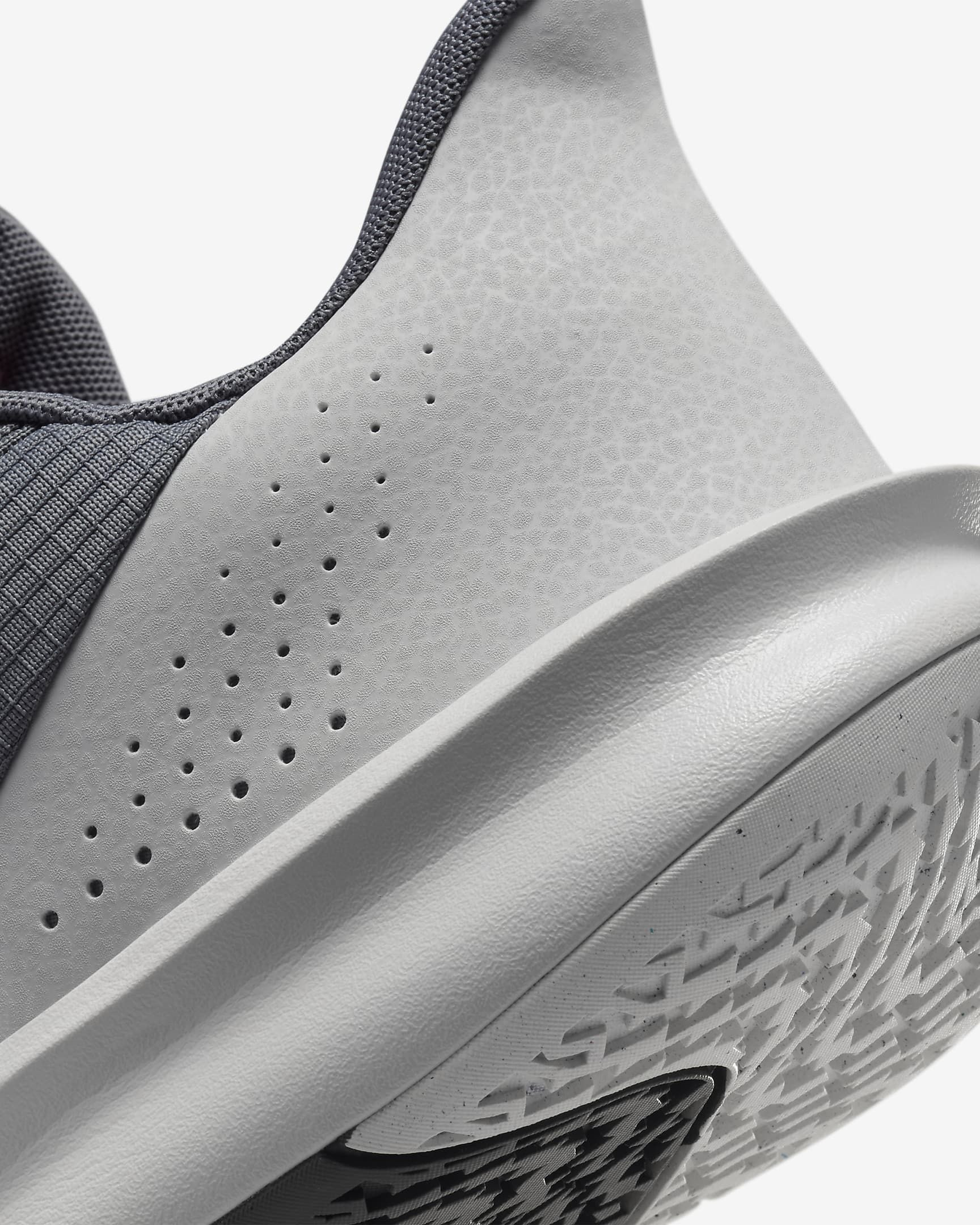 Кросівки NIKE PRECISION VII FN4322-003