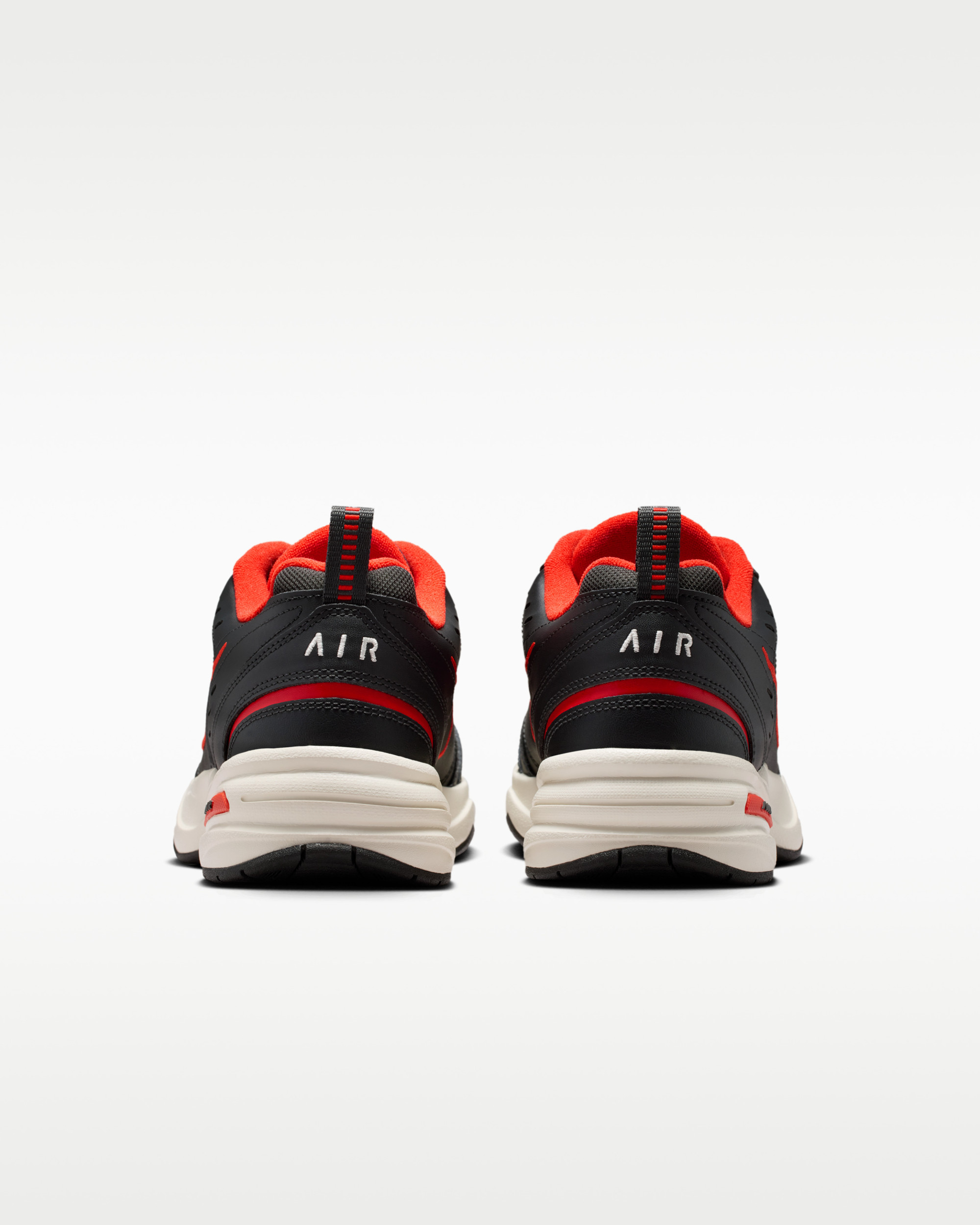 Кросівки Nike AIR MONARCH IV 415445-003