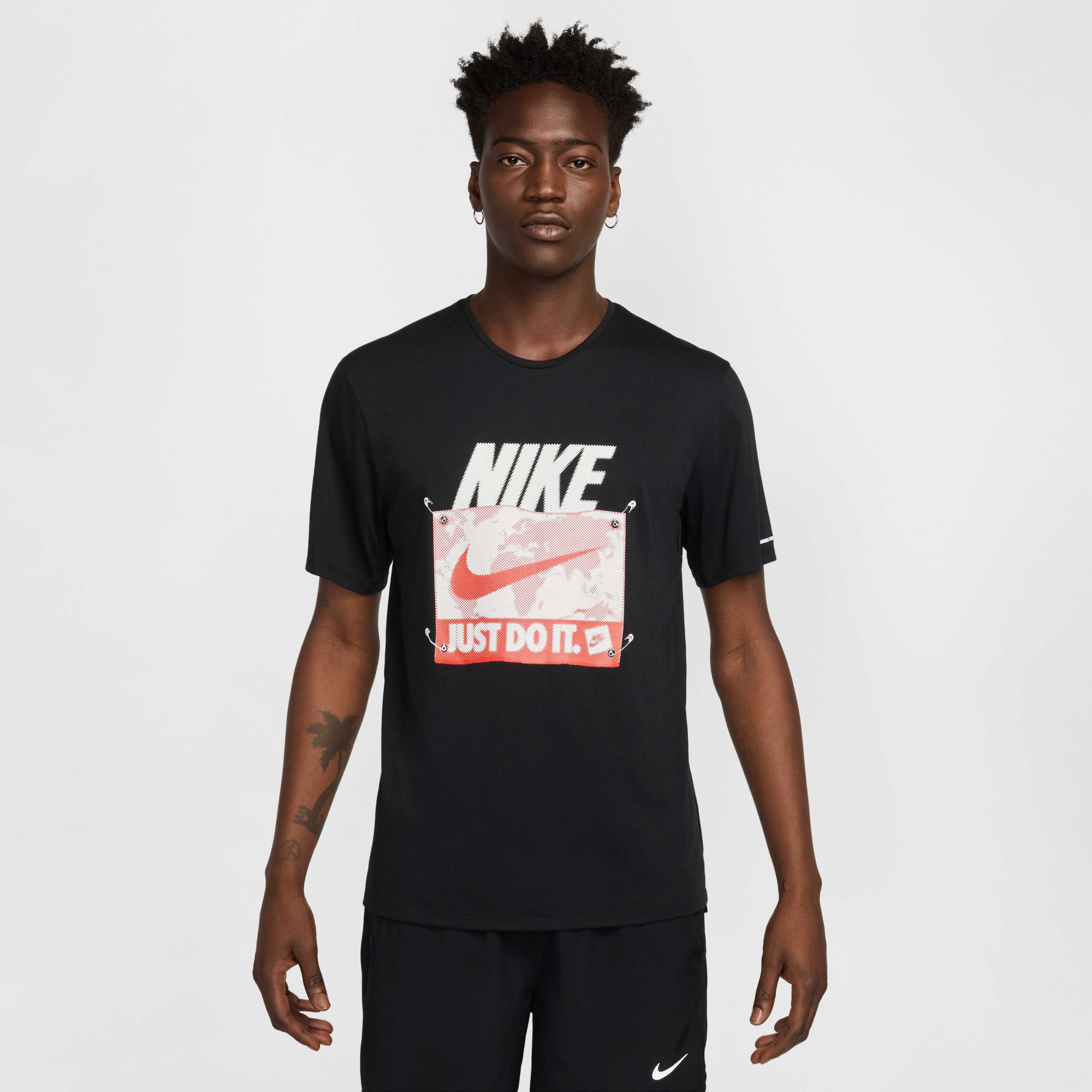 Футболка NIKE M NK Dri-FIT RUN ENERGY SS TOP HJ4158-010
