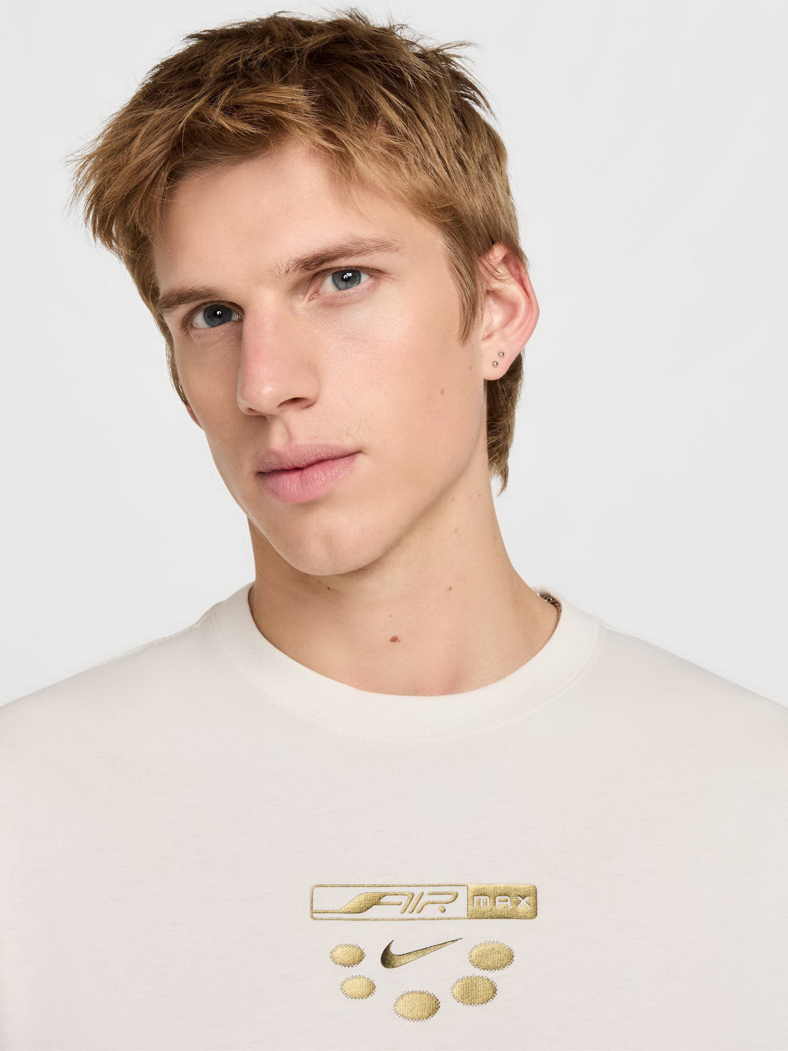 Футболка Чоловіча NIKE AIR MAX T-SHIRT WHITE HJ0599-030
