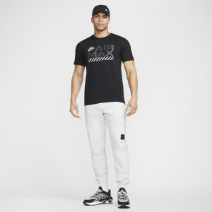 Футболка Nike M NSW AIR MAX SS TEE HF6597-010