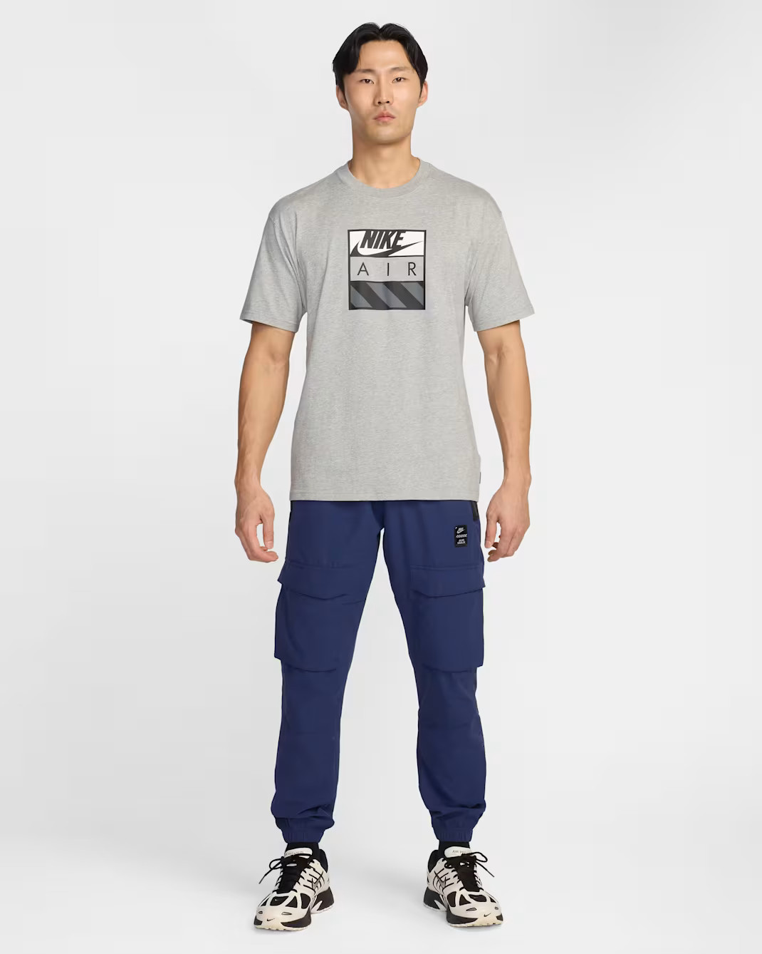 Футболка чоловіча Nike Sportswear Grey HJ0578-063