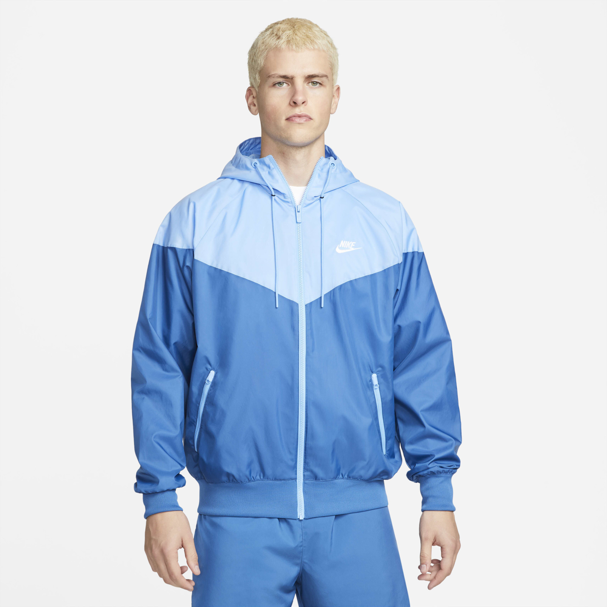 Вітровка чоловіча Nike Sportswear Windrunner Blue/Light Blue Da0001-407 DA0001-407