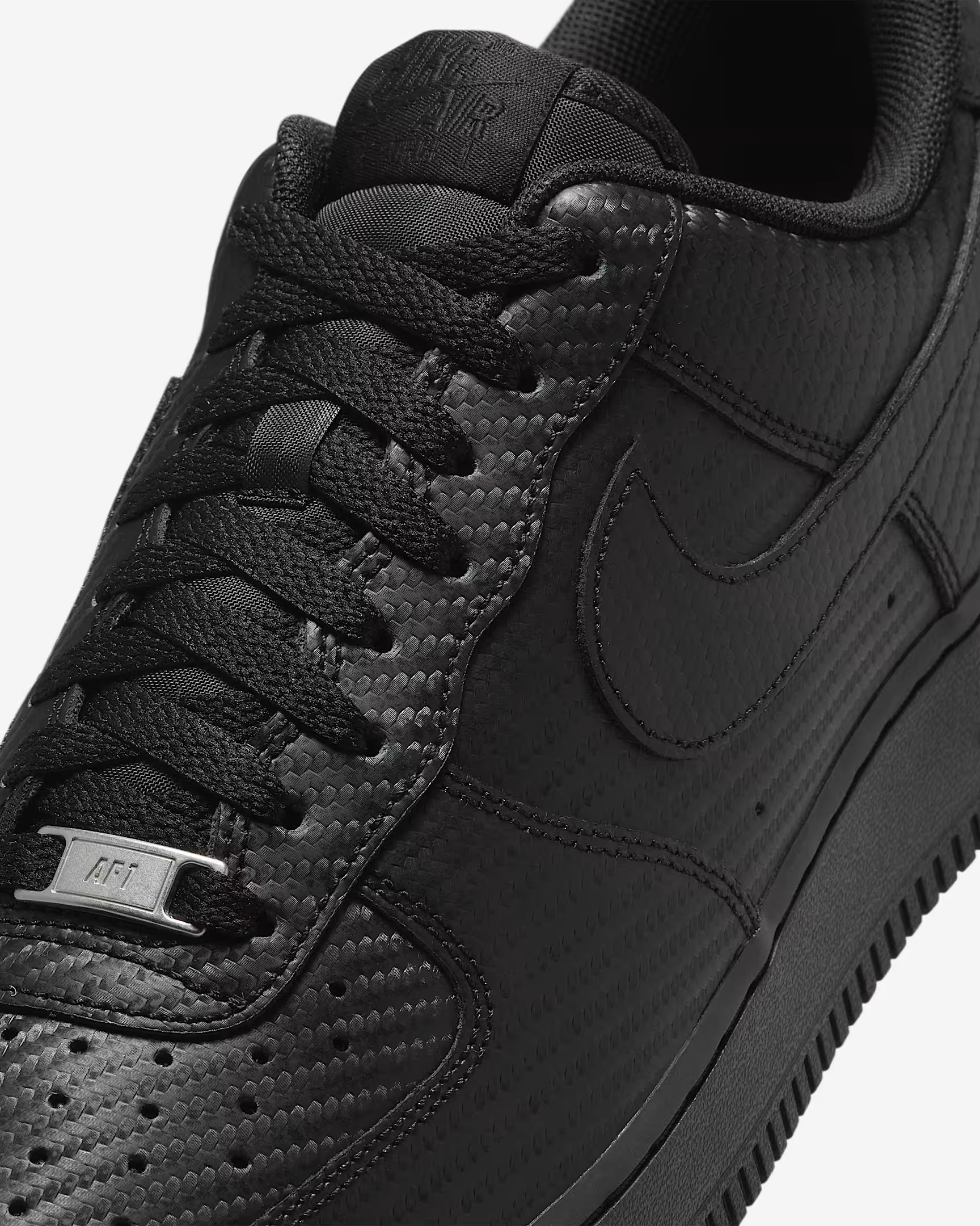 Кросівки Nike AIR FORCE 1 07 HF2886-001