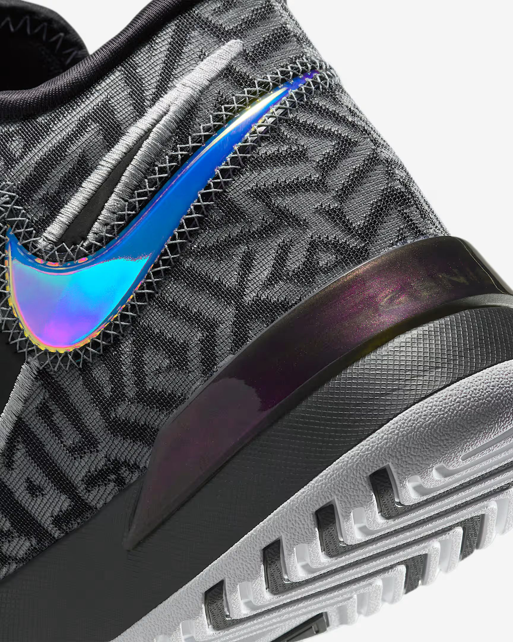 Кросівки Nike LBJ NXXT GENISUS HF0712-004