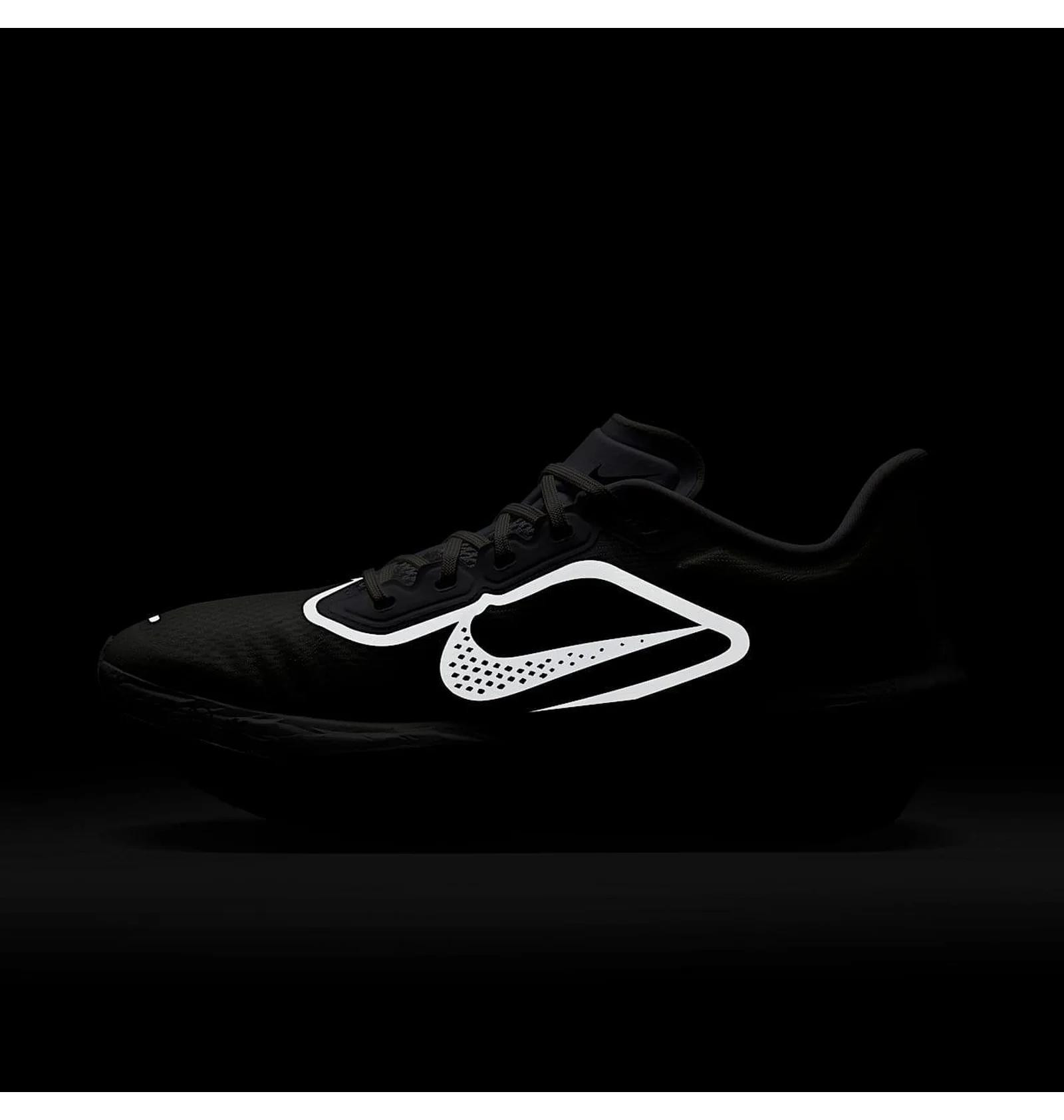 Кросівки жіночі Nike Zoom Fly 6 (FN8455-100) FN8455-100