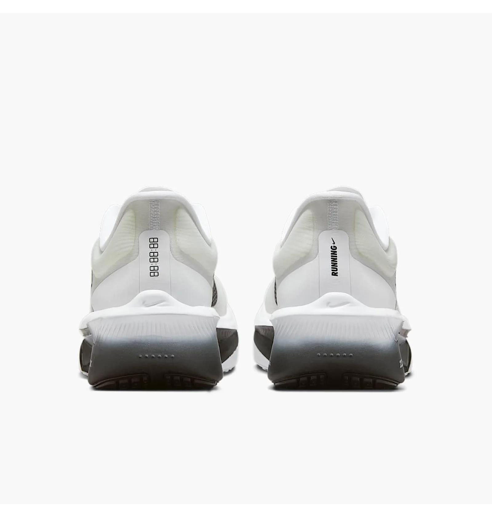 Кросівки жіночі Nike Zoom Fly 6 (FN8455-100) FN8455-100