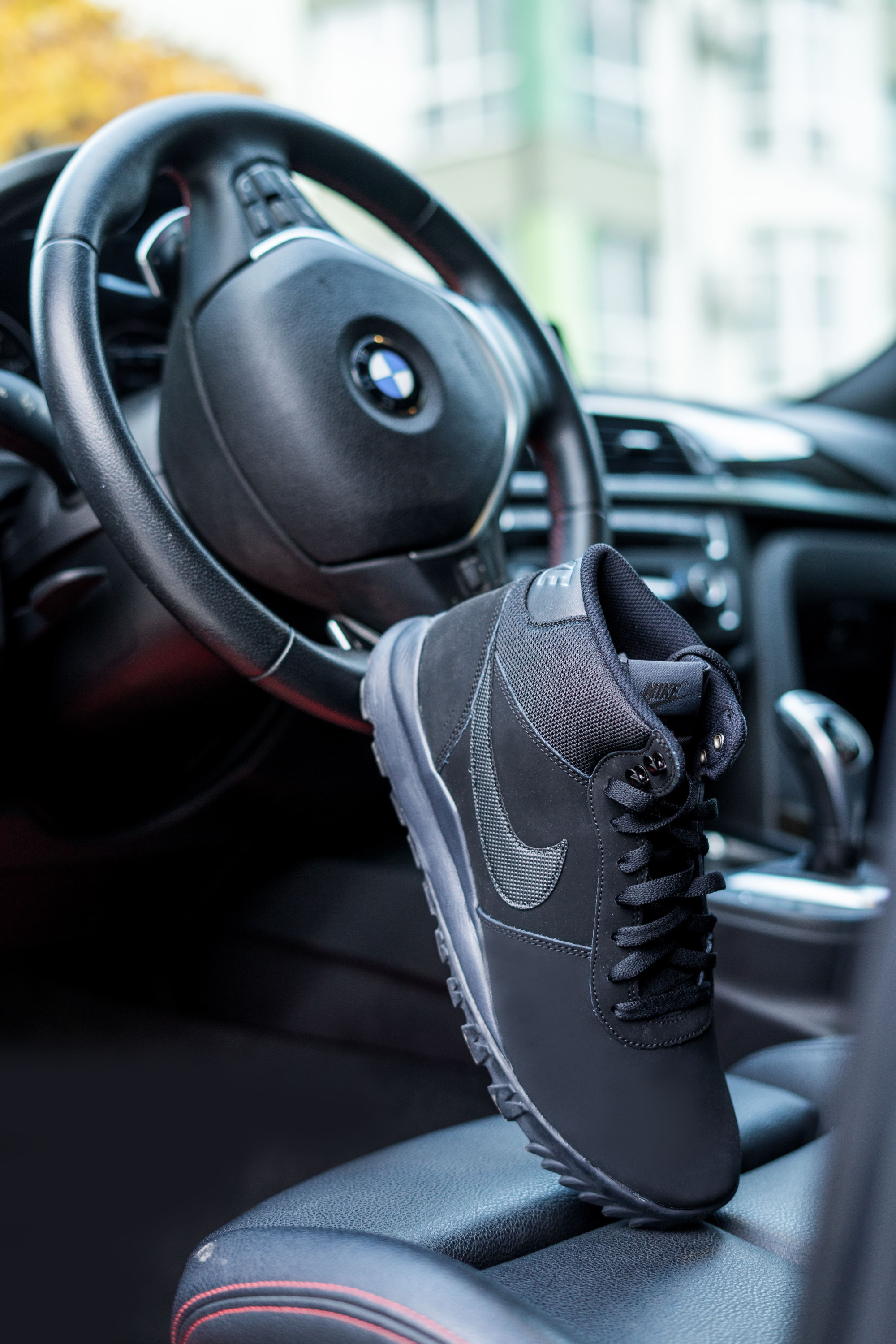 Черевики Nike HOODLAND SUEDE 654888-090