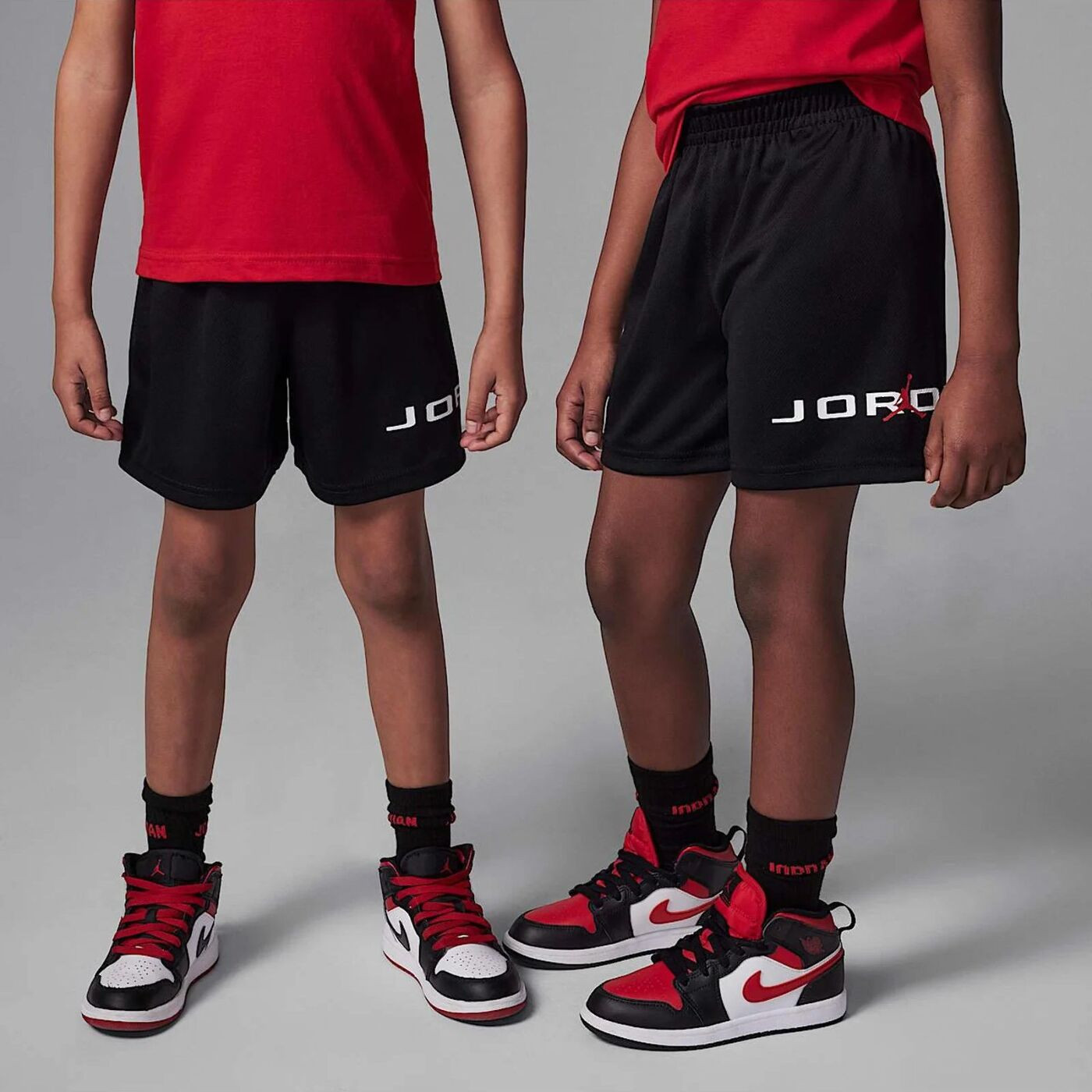 Костюм спортивний дитячий Air Jordan Baseline Red/Black 85D676-023