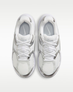 Кросівки Nike W V5 RNR HQ7901-112
