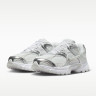 Кросівки Nike W V5 RNR HQ7901-112
