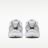 Кросівки Nike W V5 RNR HQ7901-112