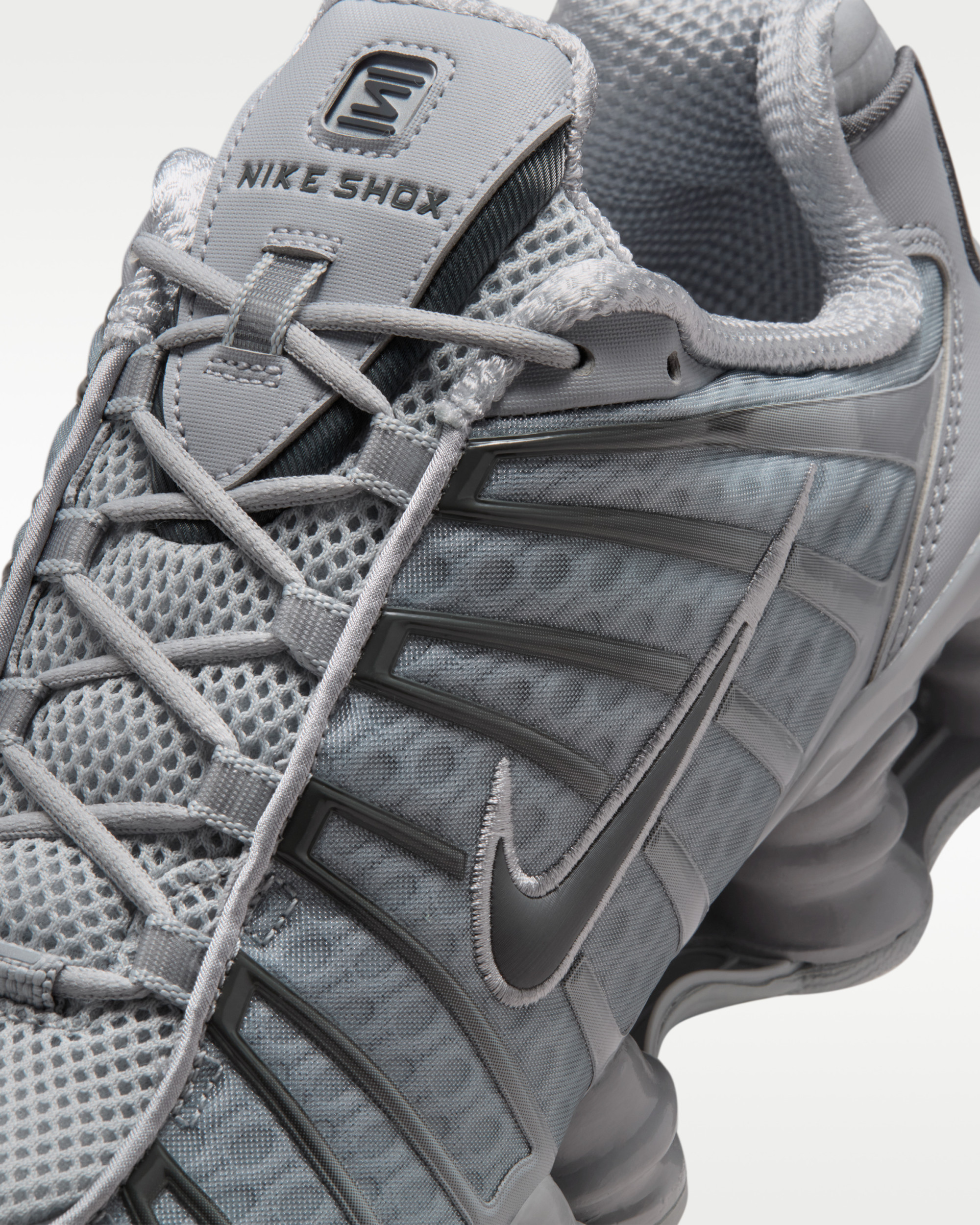 Кросівки Nike SHOX TL AV3595-015