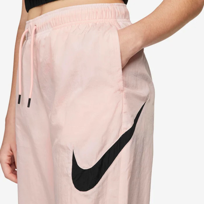 Штани Nike Sportswear Essentia DM6183-610
