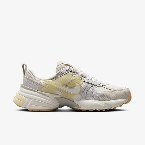 Кросівки Nike V2K Run Phantom LIght Khaki (W) HV4314-030