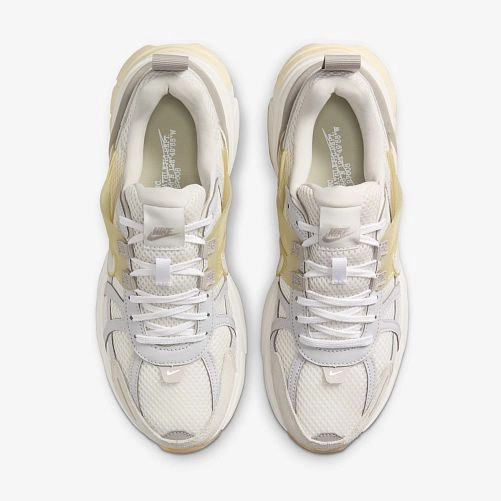 Кросівки Nike V2K Run Phantom LIght Khaki (W) HV4314-030