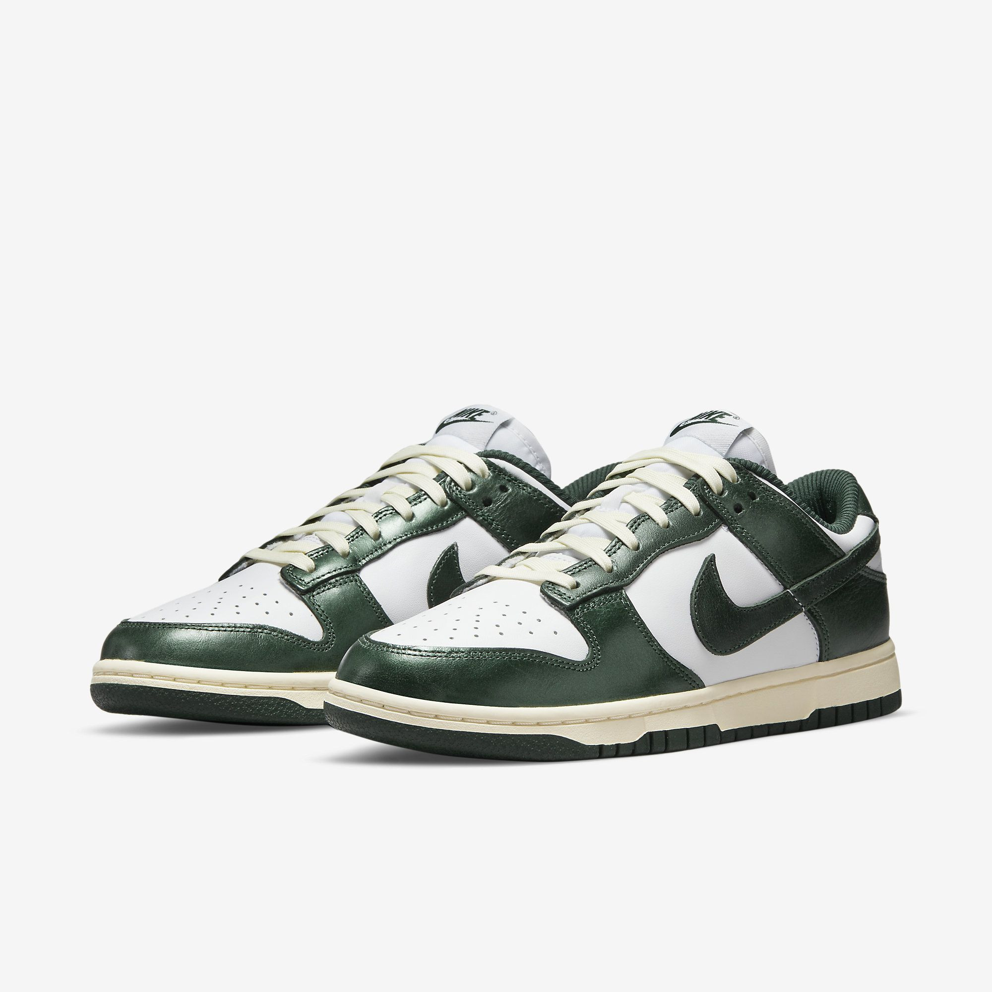 Кросівки Nike W DUNK LOW DQ8580-100