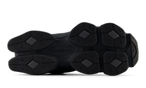 Кросівки New Balance 9060 Triple Black U9060NRI