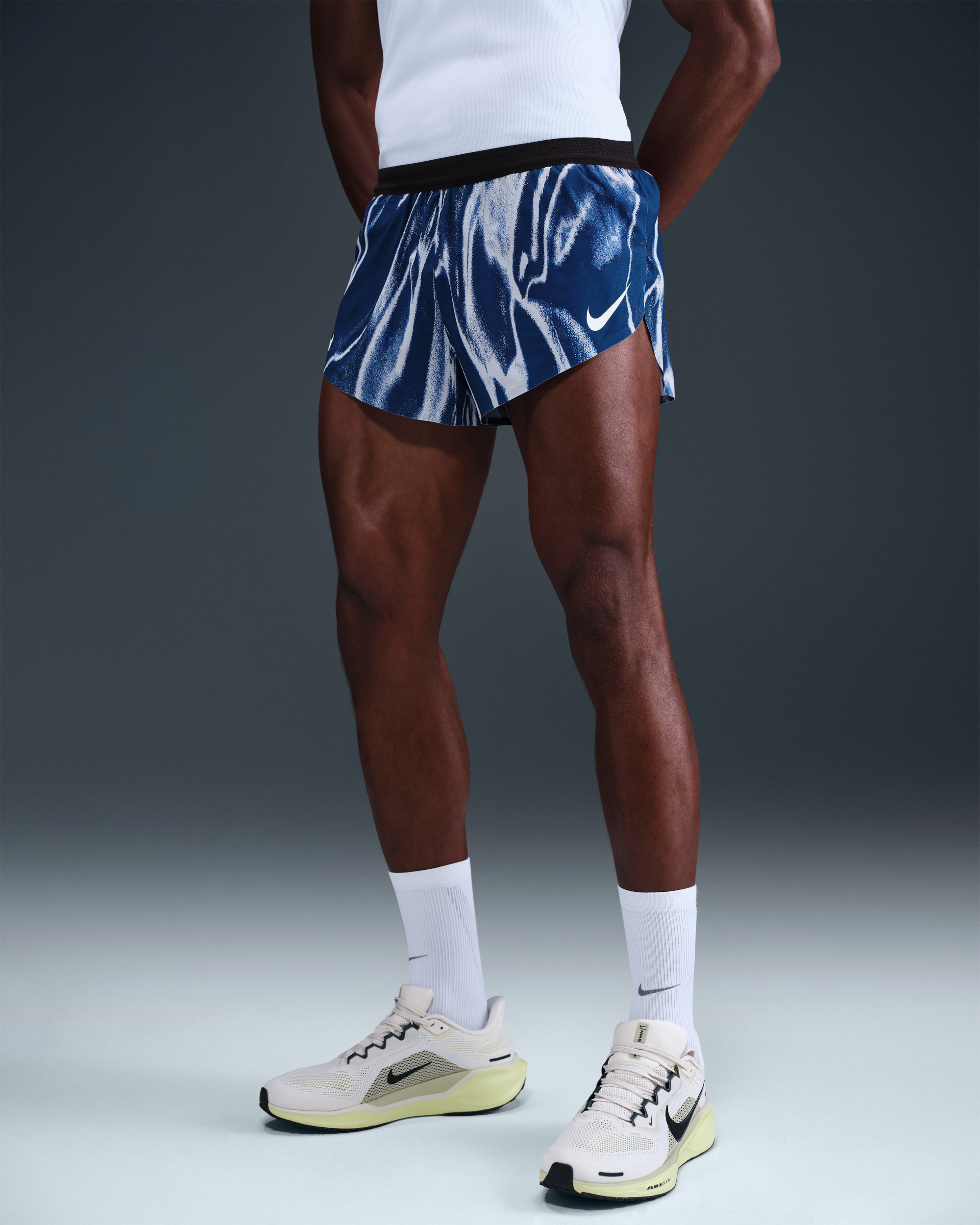 Шорти Nike AeroSwift Men's Dri-FIT HV2645-492