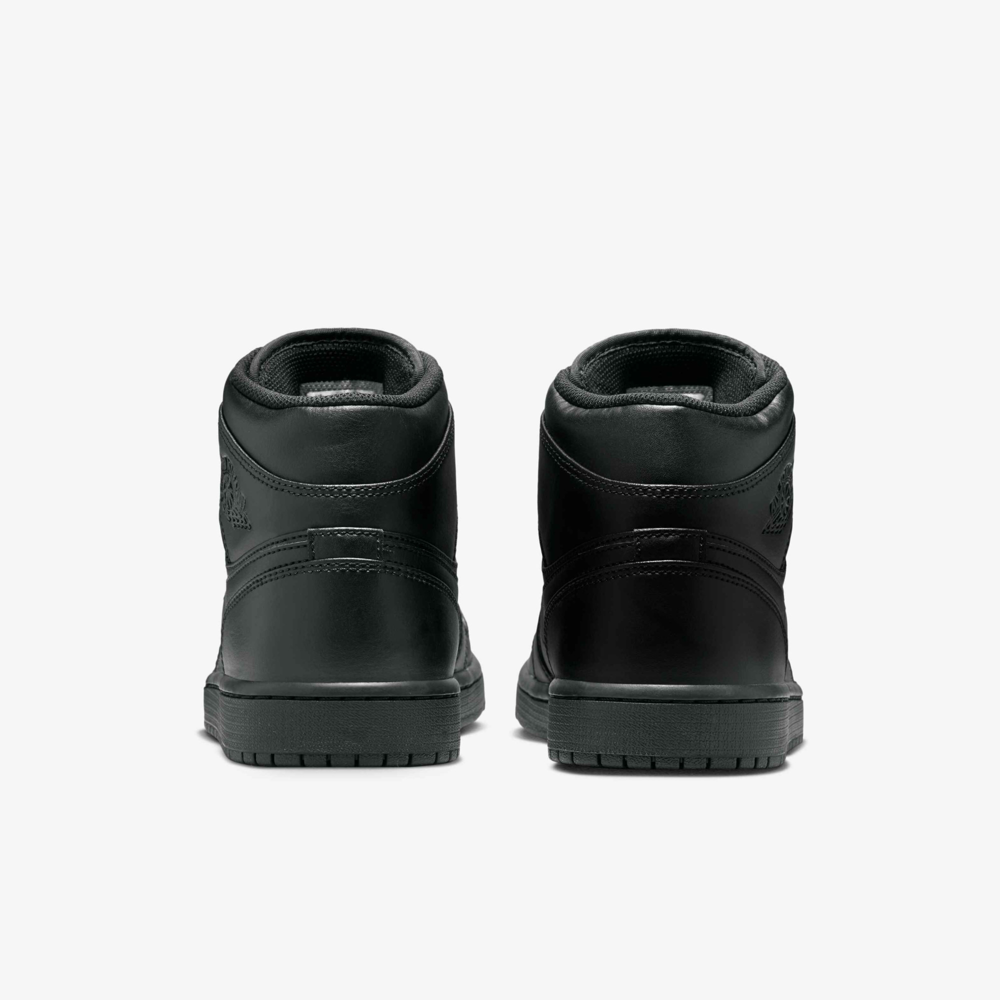 Кросівки чоловічі Air Jordan 1 Mid Black 554724-093 554724-093