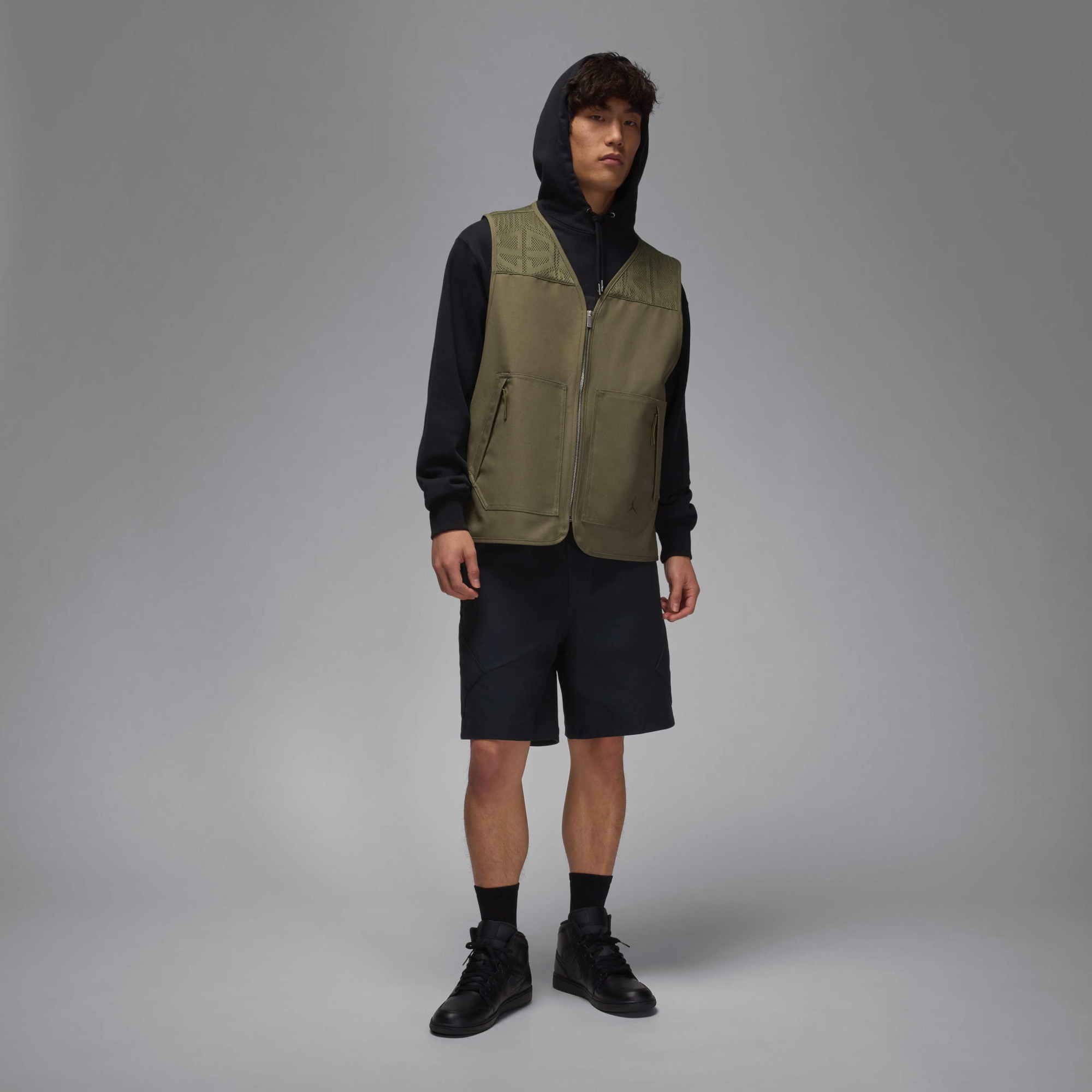 Кросівки чоловічі Air Jordan 1 Mid Black 554724-093 554724-093