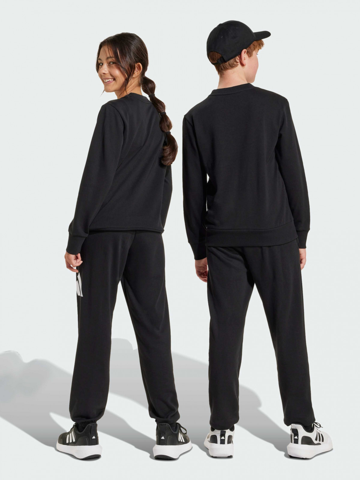 Костюм спортивний підлітковий J BL FT JOG 240 JD2102 Adidas 128 Чорний JD2102