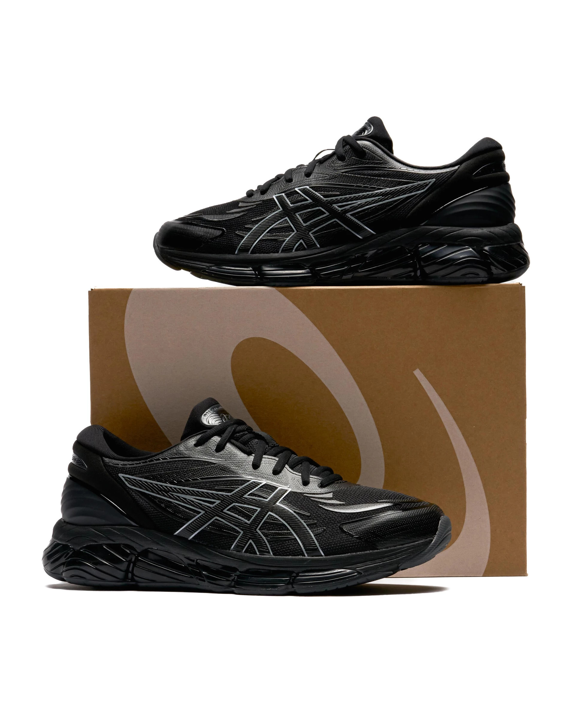 Кросівки Asics Gel Quantum 360 1203A305-001