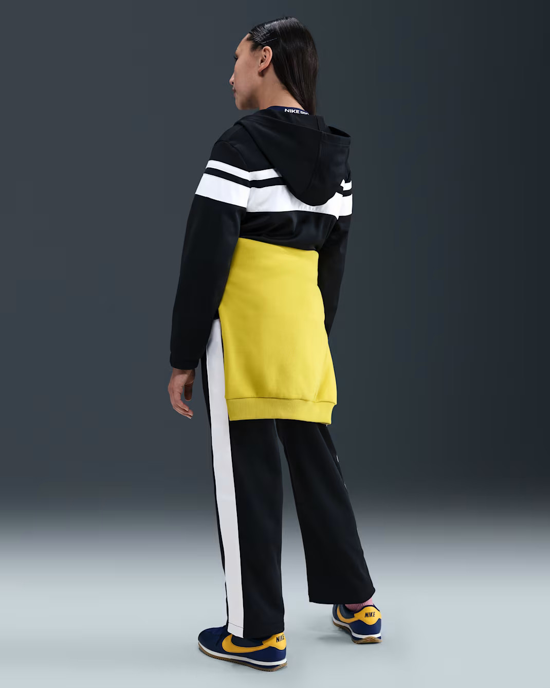 Костюм спортивний HQ9316-010 Nike HQ9316-010