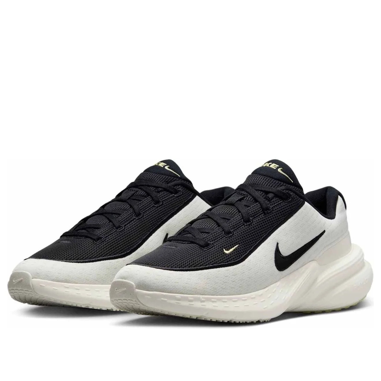Кросівки жіночі Nike W Uplift Sc Black/White IB2766-100