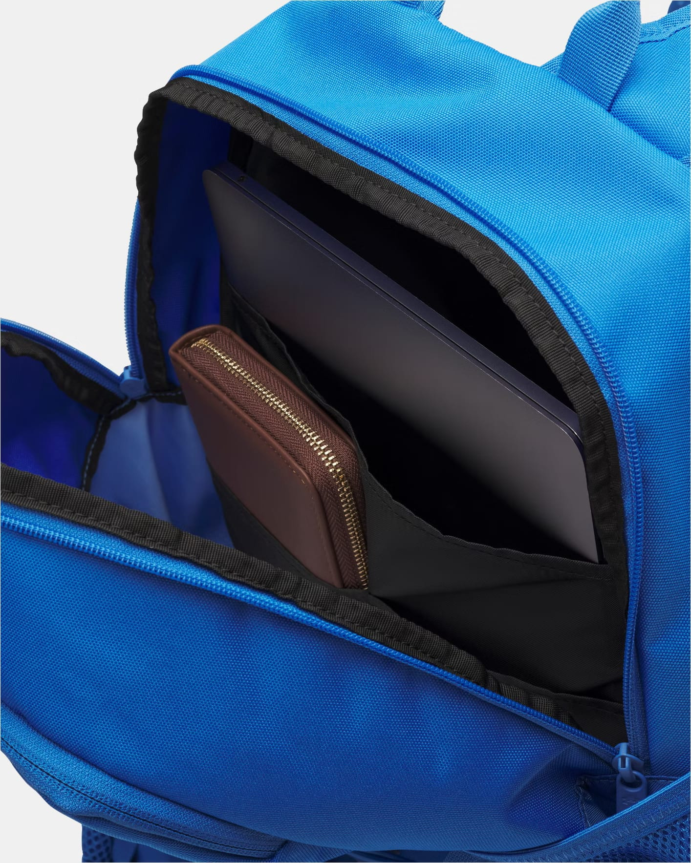 Рюкзак Under Armour Hustle Sport 6.0 Backpack 26 L синій 32 х 47 х 19 см (6000397-402) 6000397-402
