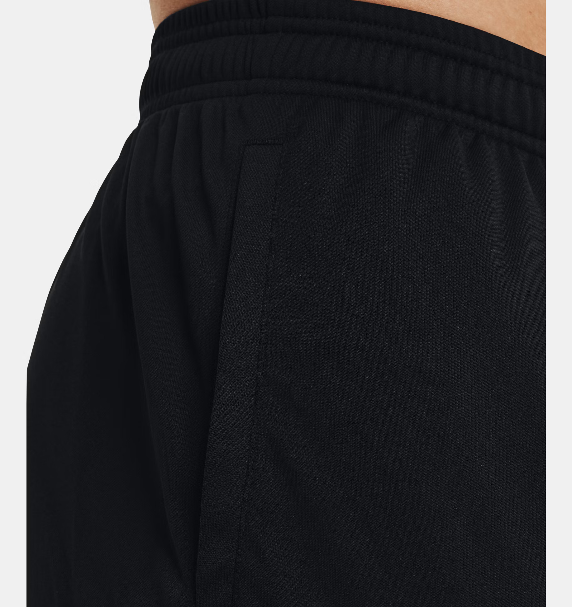 Шорти Under Armour UA Tech GRAPHIC Short 1306443-008