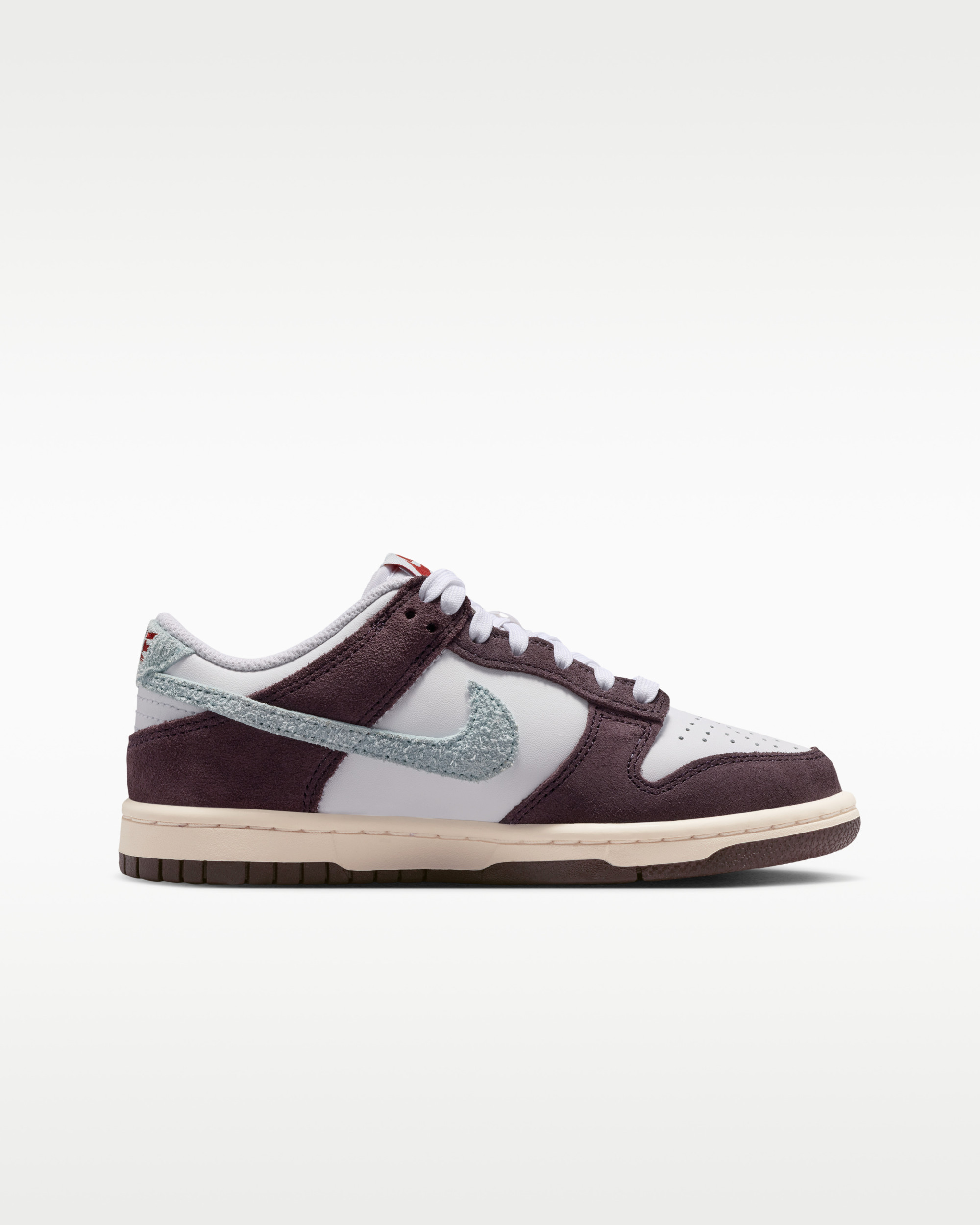 Кросівки Nike DU LOW SE (GS) IB5691-100