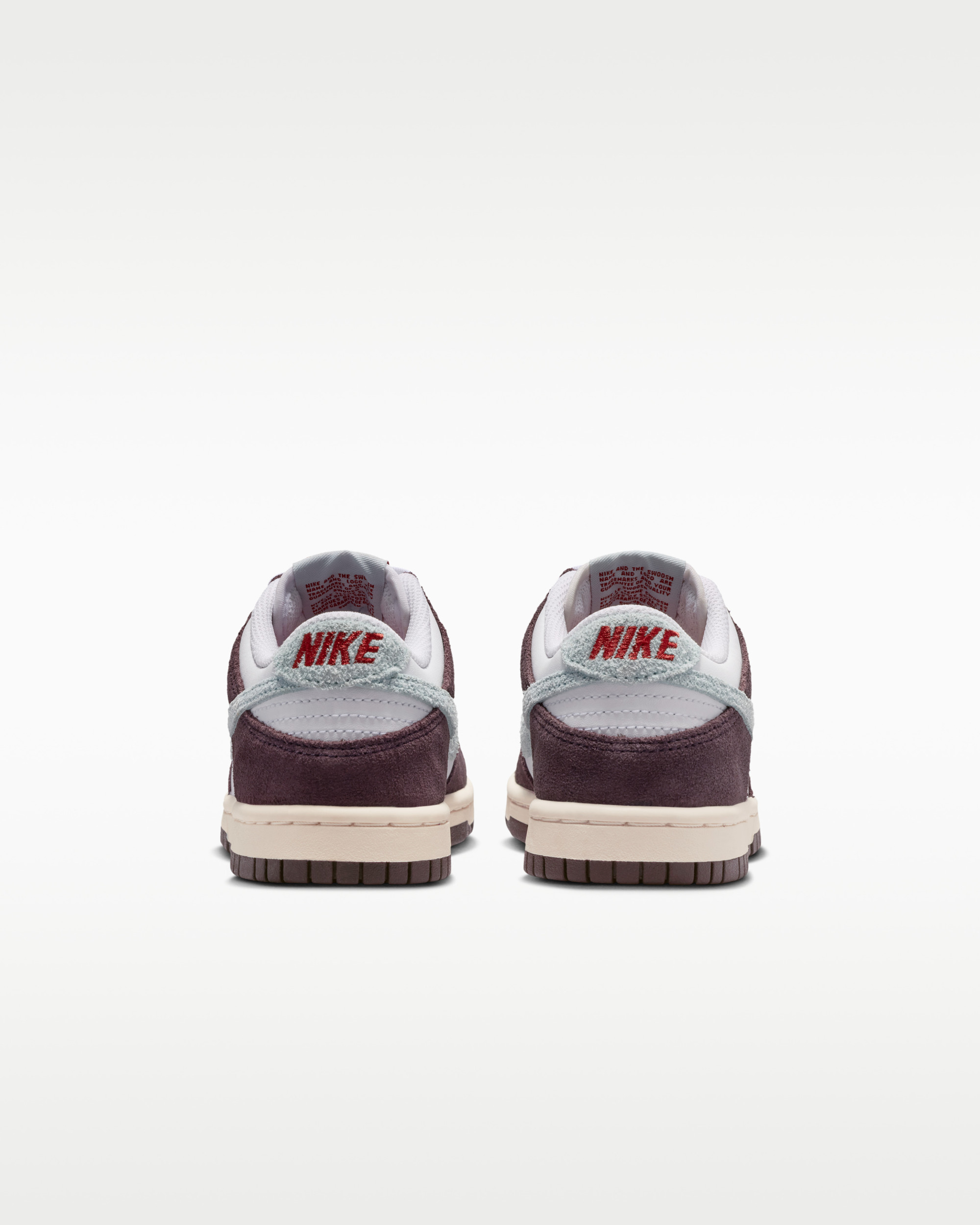 Кросівки Nike DU LOW SE (GS) IB5691-100