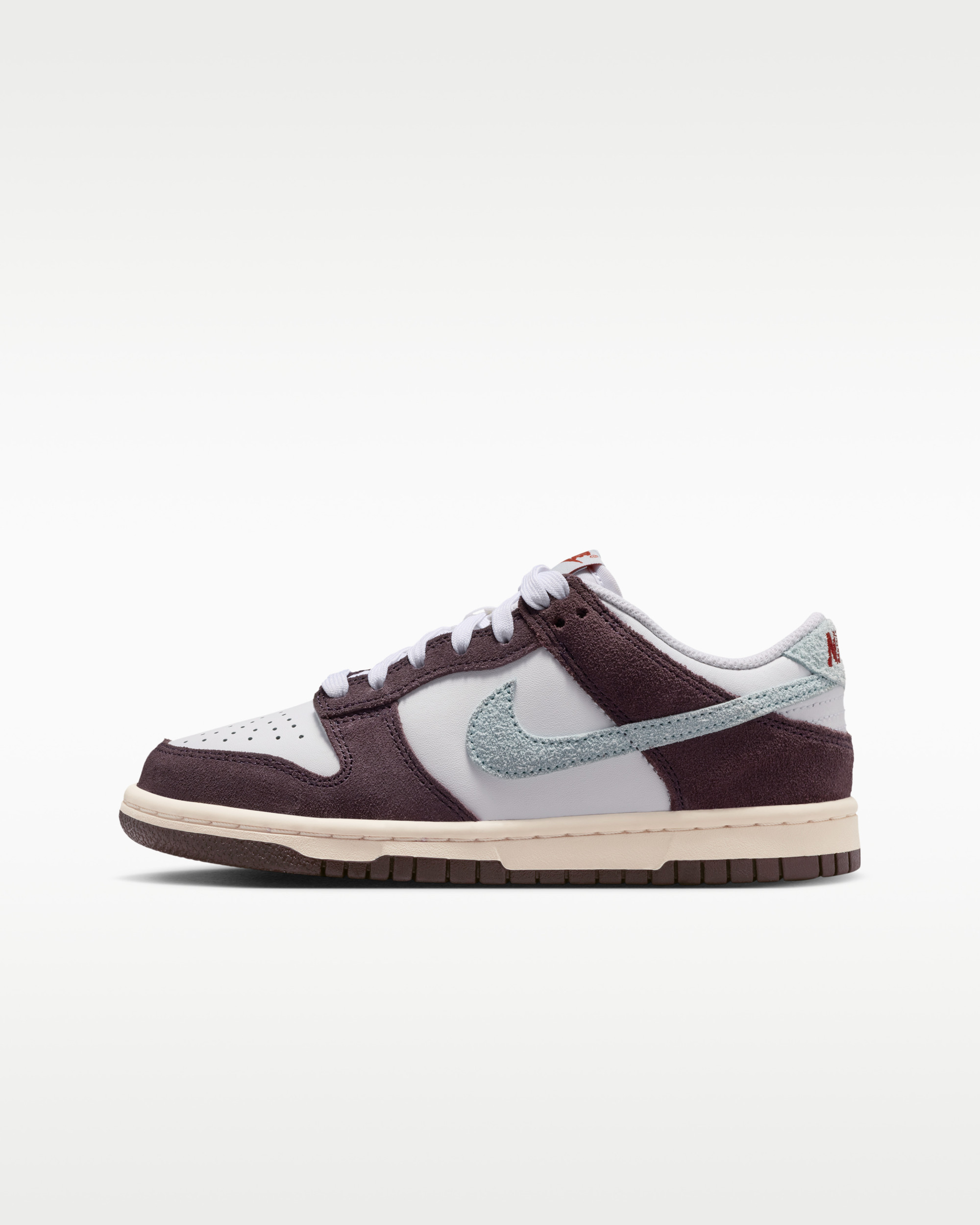 Кросівки Nike DU LOW SE (GS) IB5691-100