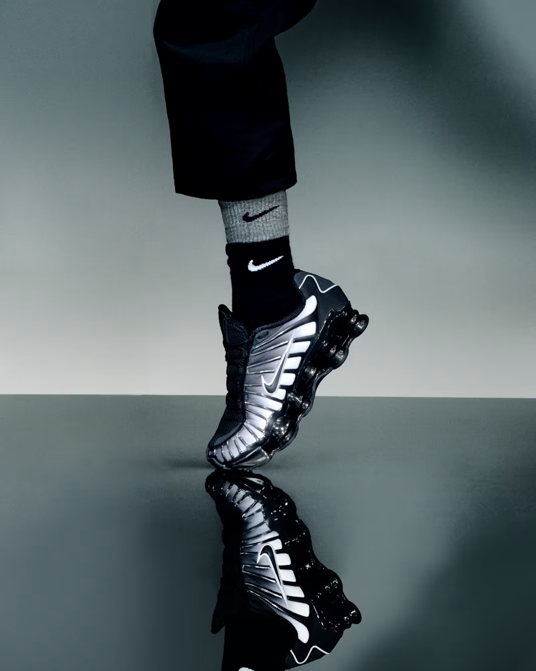 Кросівки Nike W SHOX TL FADE IH1336-002