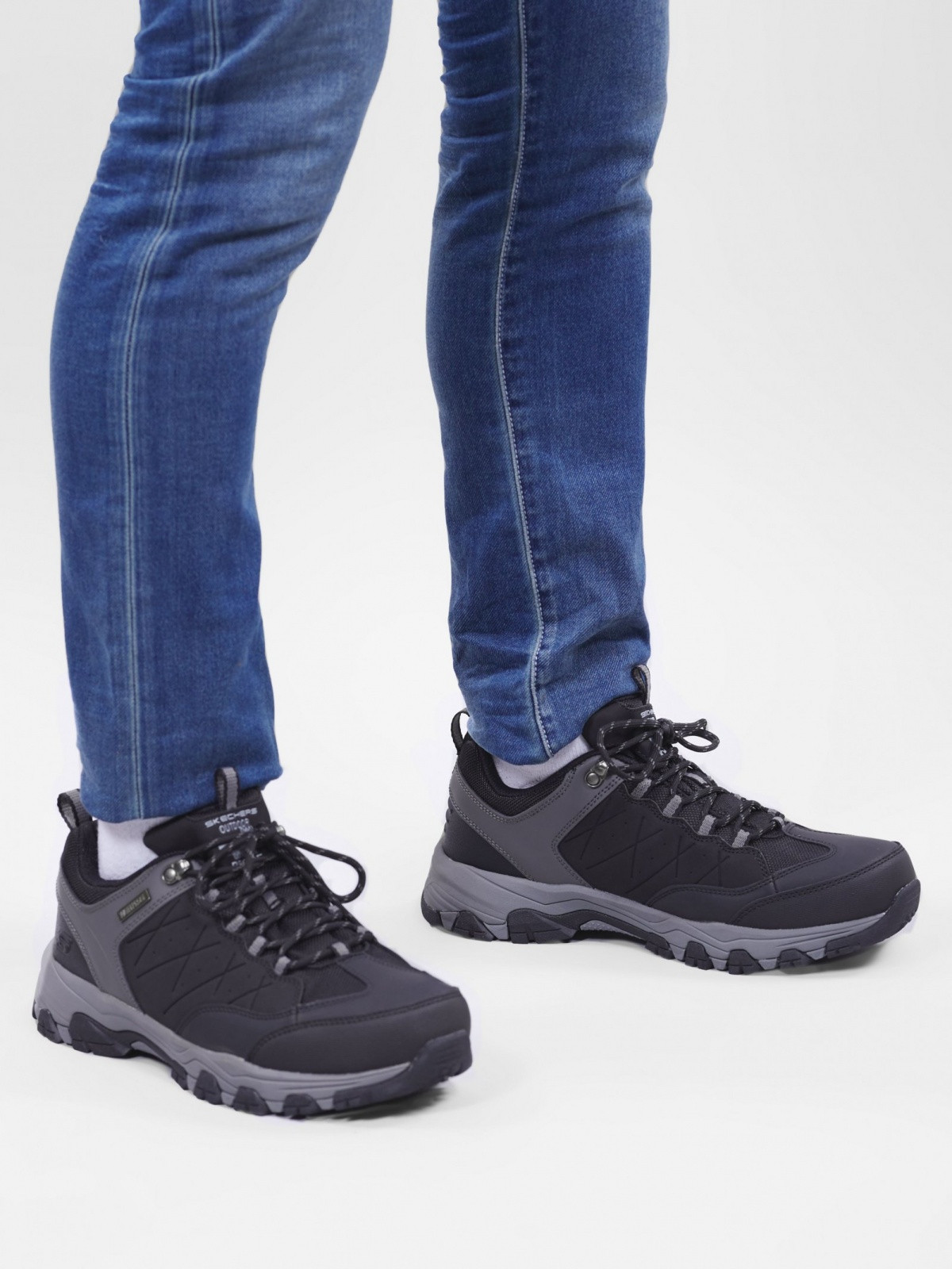 Кросівки Relaxed Fit: Selmen - Helson 66282BLK Skechers 10 (43) Чорний 66282BLK