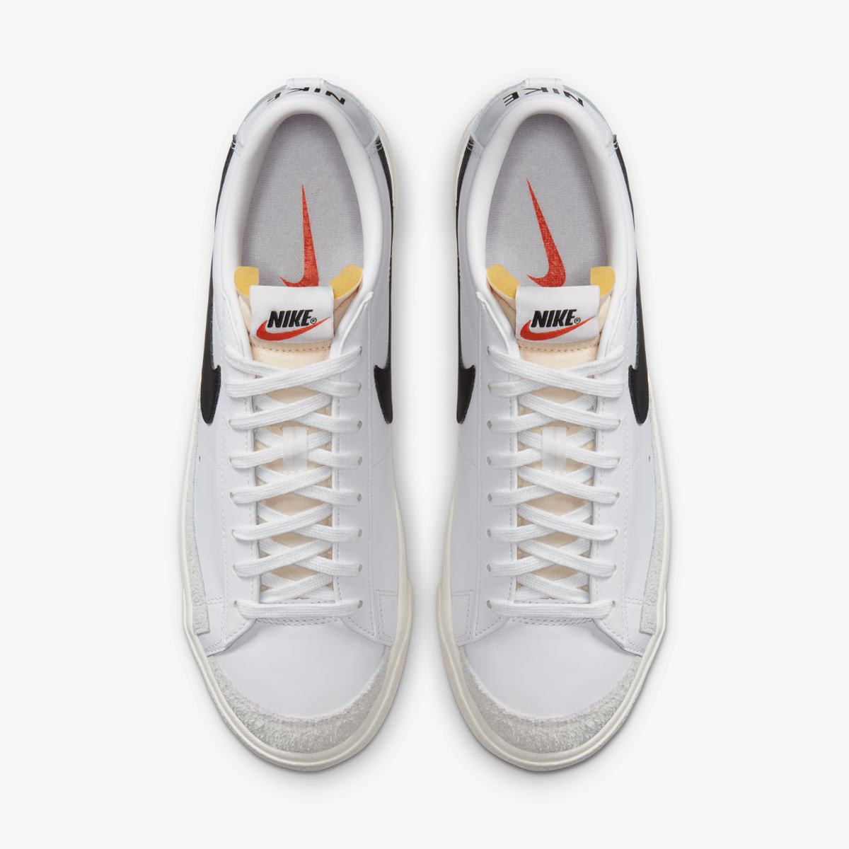 Кросівки Nike  Blazer Low '77 Vintage DA6364-101