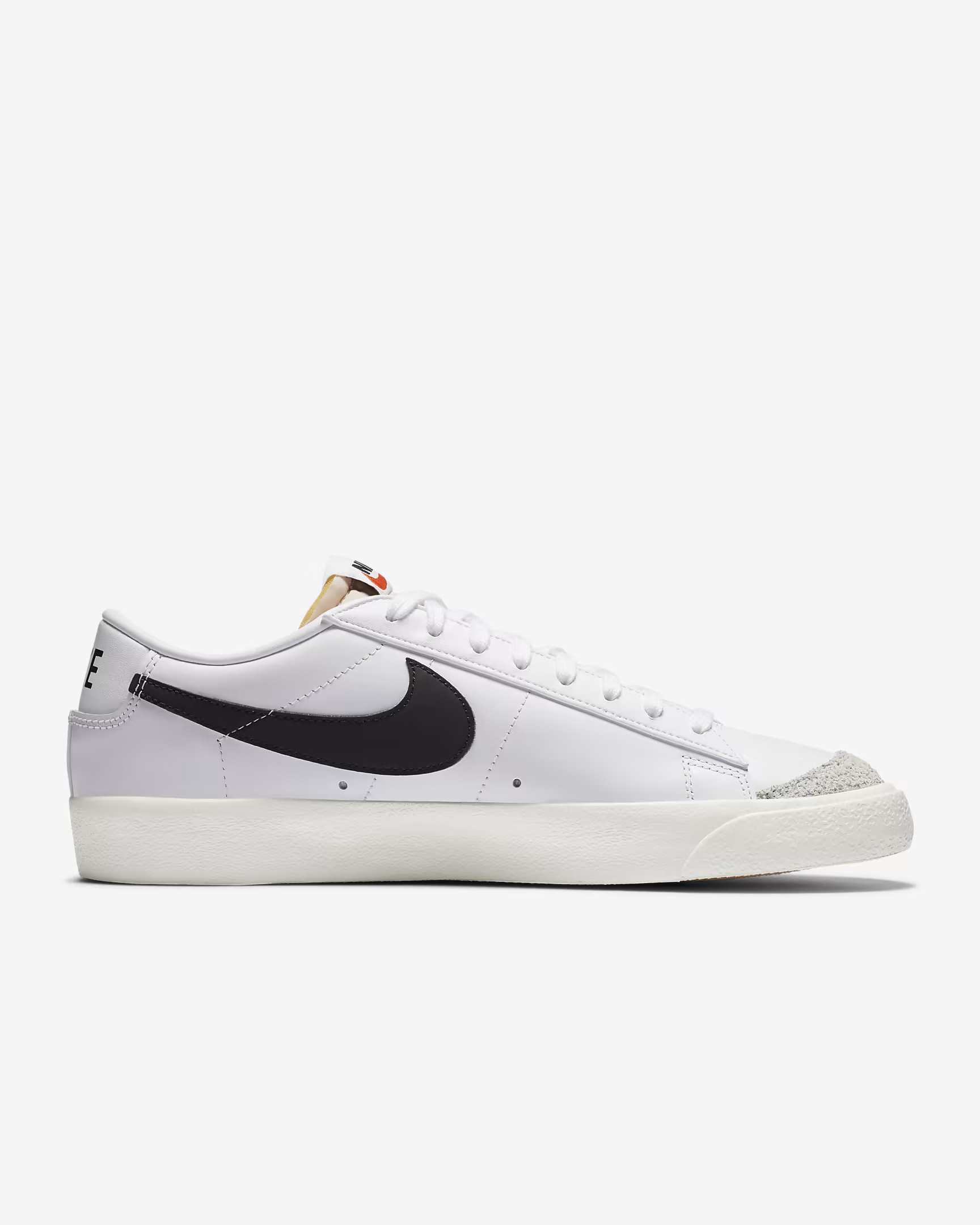 Кросівки Nike  Blazer Low '77 Vintage DA6364-101