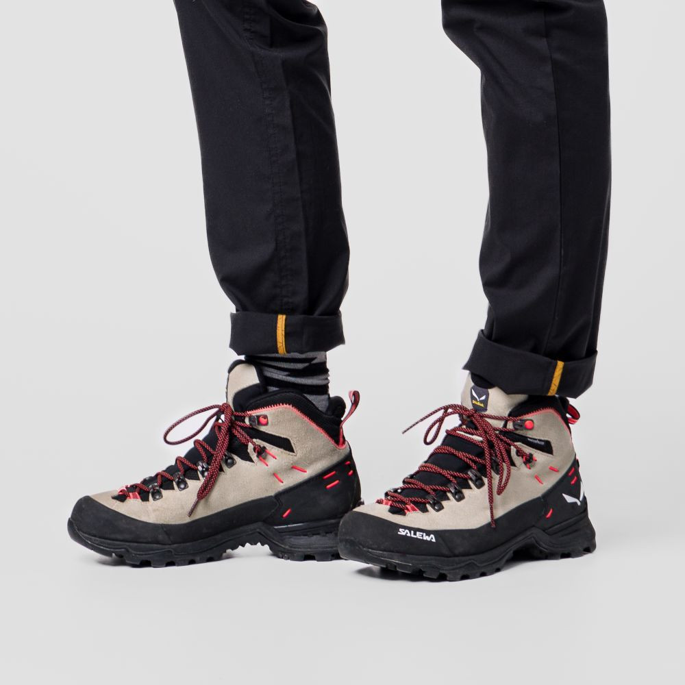Черевики Salewa WS ALP Mate Winter MID WP 013.001.5921