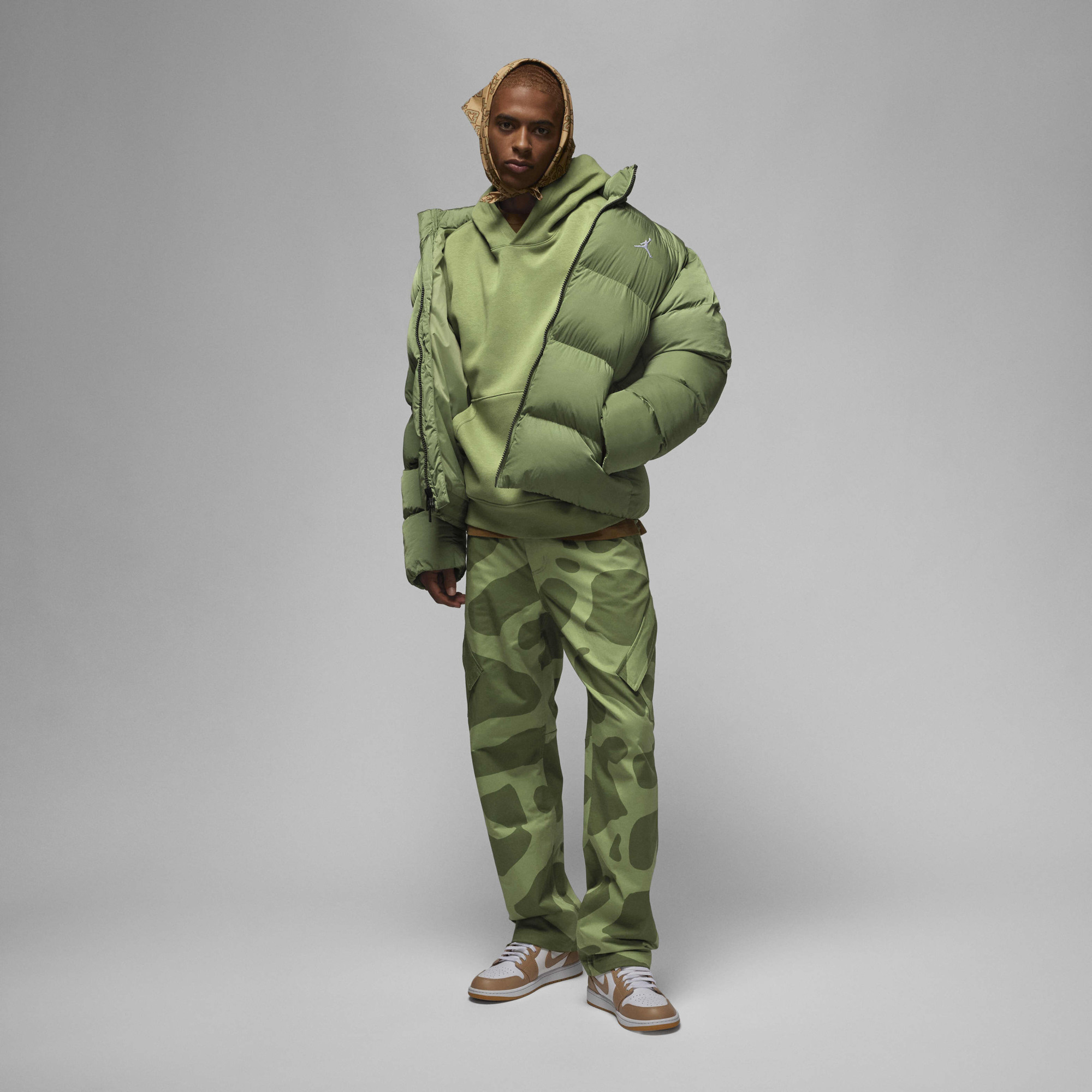 Штани чоловічі Air Jordan Essentials Green FD7455-340