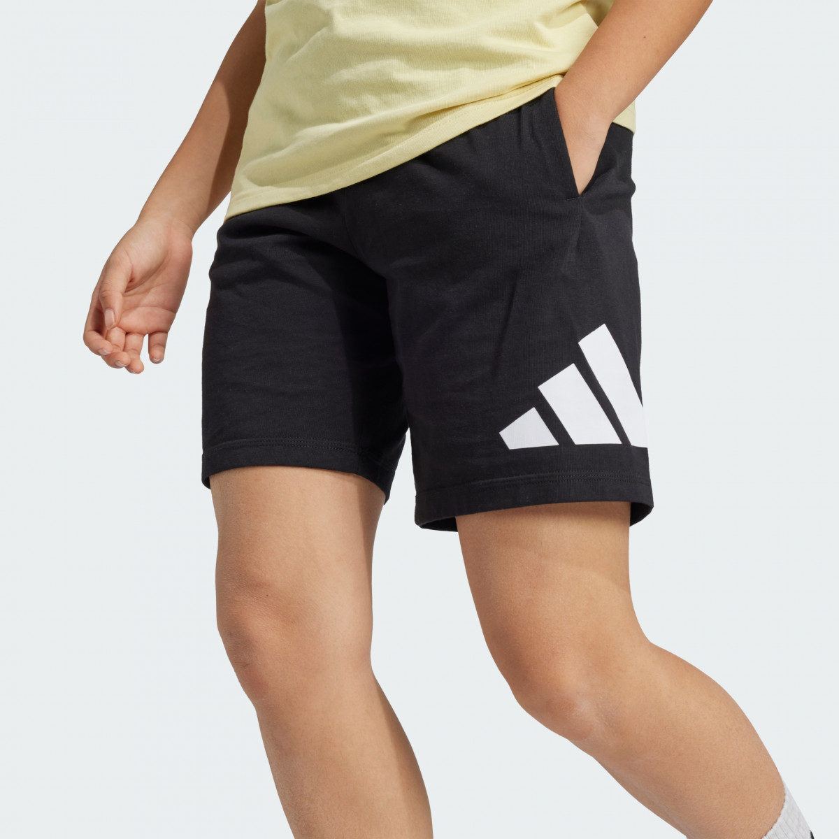Шорти дитячі J BL KN SH 210 JE1391 Adidas 152 Чорний JE1391