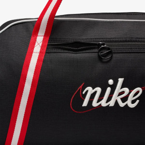 Сумка Nike W NK GYM CLUB - RETRO 24L чорний, білий, червоний Жін 33 x 51 x 23 см (DH6863-015) DH6863-015