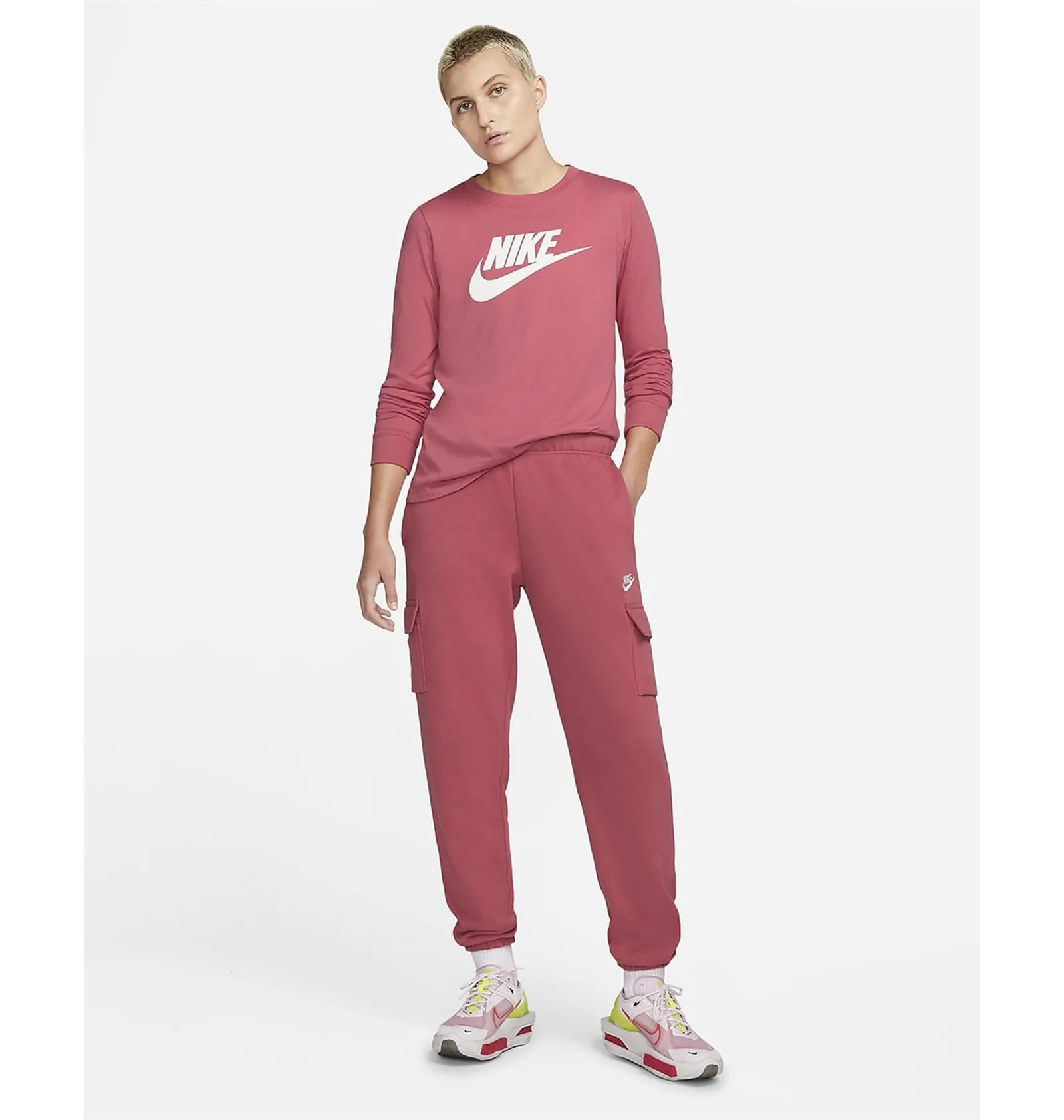 Футболка Nike W NSW TEE ESSNTL LS ICON FTRA BV6171-622