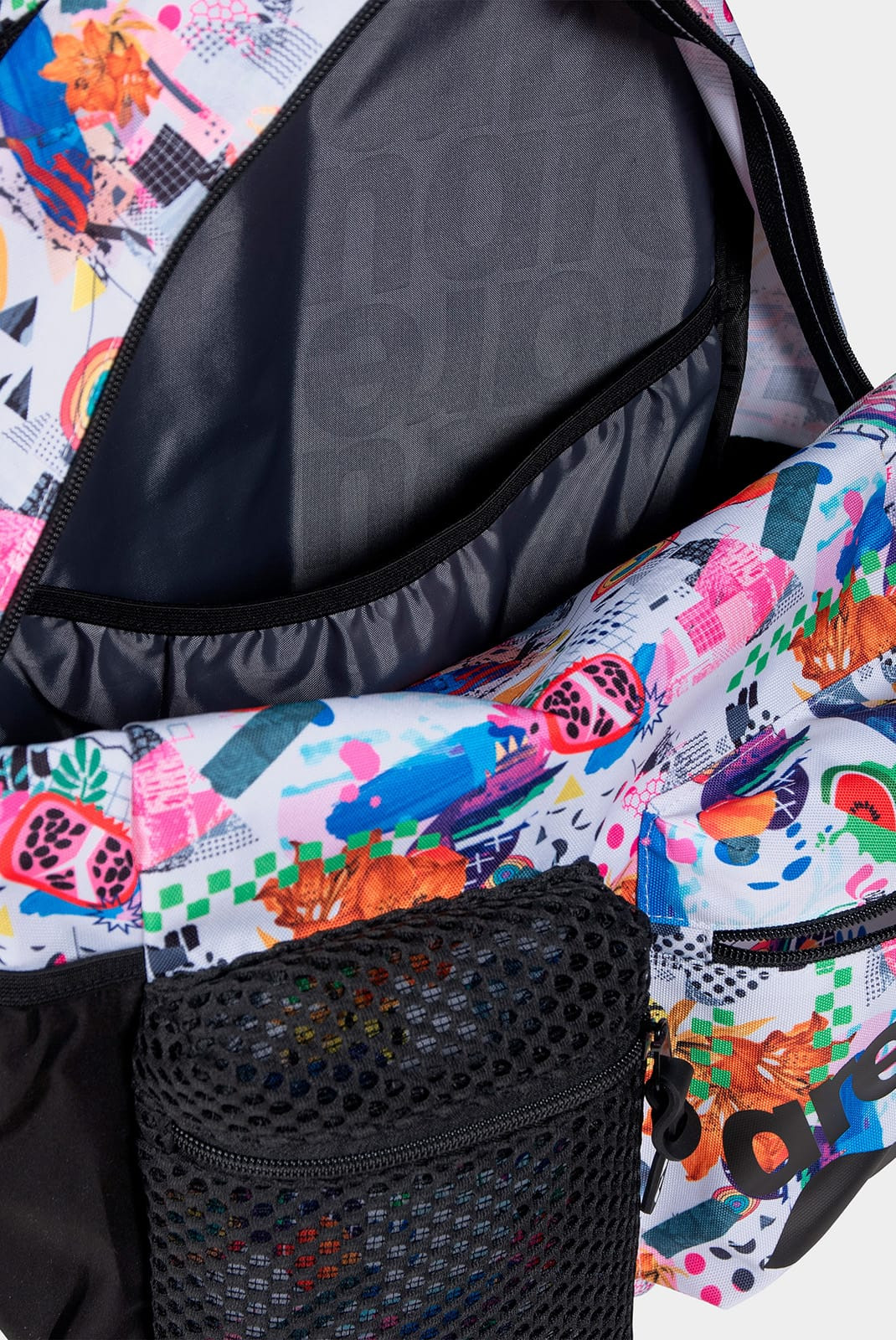 Рюкзак Arena ONE GO BACKPACK AO 30L мультиколор 45 х 31 х 20 см (010228-101) 010228-101
