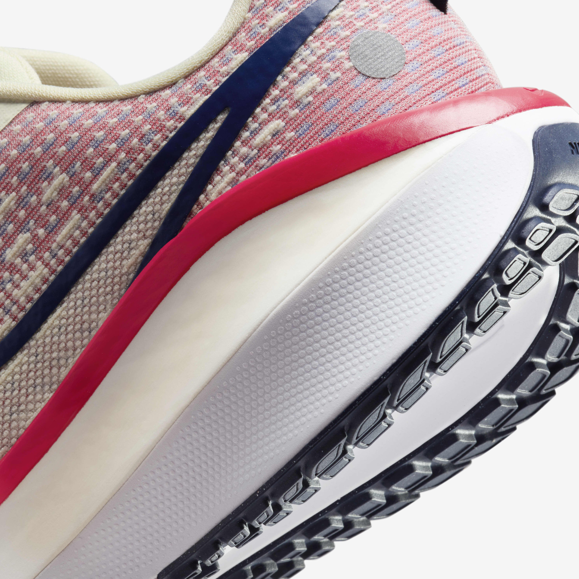 Кросівки Nike Air Zoom Vomero 17 FB1309-003