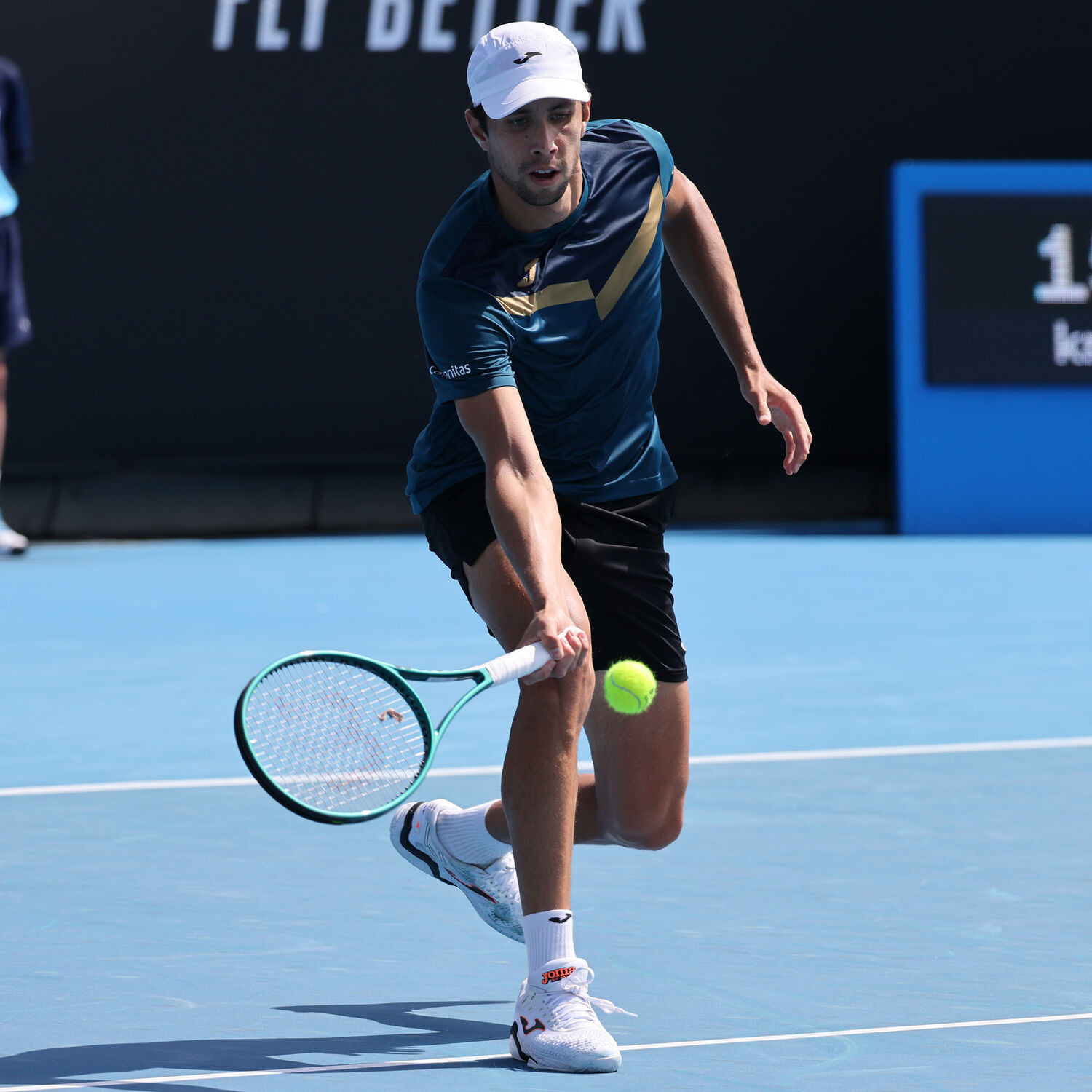 Футболка Joma COURT темно-зелено-золота 103576.496 103576.496