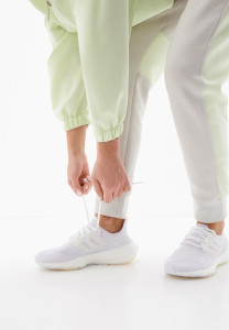 Кросівки Adidas Ultraboost 22 (GX5590) GX5590